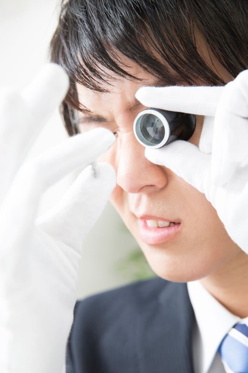 ・・経験豊富な宝石鑑定士が対応・・の写真